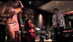 VIDEO: Jakob Dinesen and Yazzmin in Bangkok