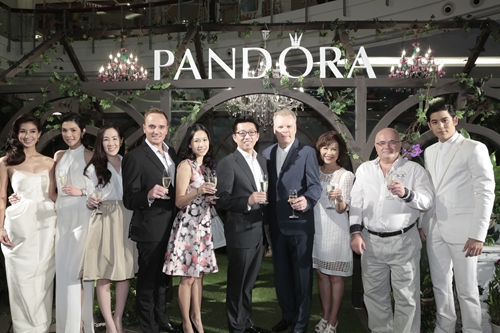 halv otte Forbigående trug Pandora marks 2nd anniversary in Thailand - Scandasia