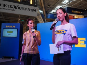 Store manager of IKEA Bangna Lacia Sherlock to the left at IKEA's press conference. Photo: Lasse Henriksen
