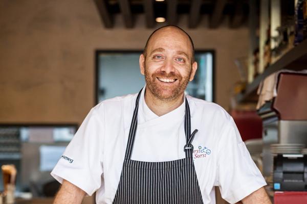 Chef Lino Sauro’s contemporary Italian and Mediterranean cuisine Gattopardo Ristorante di Mare has made a comeback with its reopening of their restaurant at a brand new location – 34/36 Tras Street.