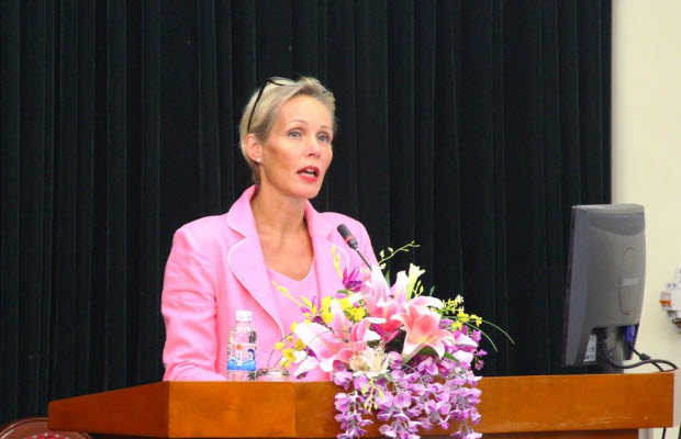 Camilla-Mellander-Ambassador-Vietnam-Human-speaker