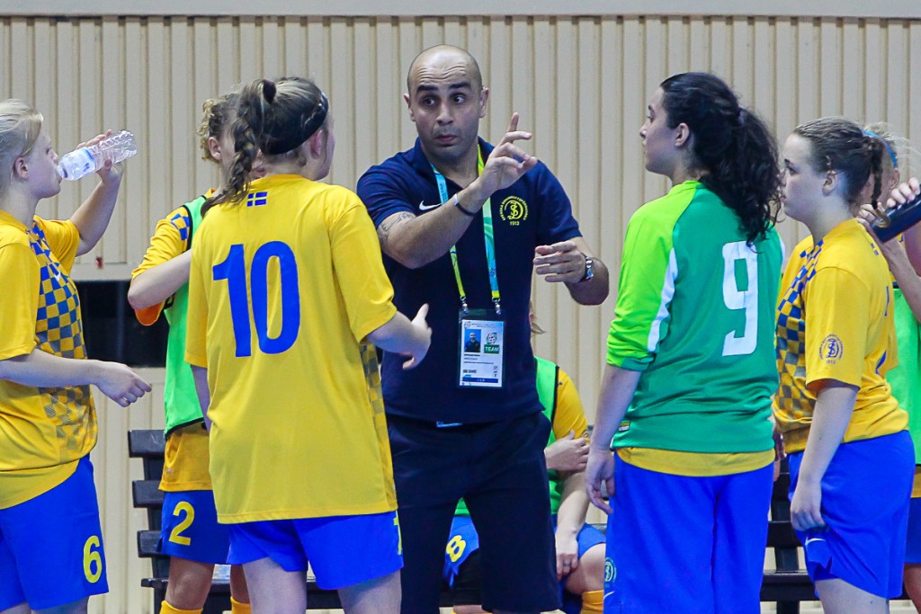 Futsal_Opening_Match_23_coach