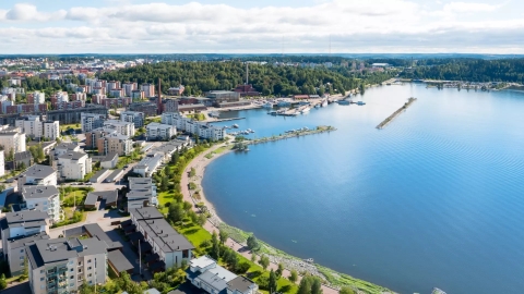 Clean Finnish water to be bottled and shipped to China