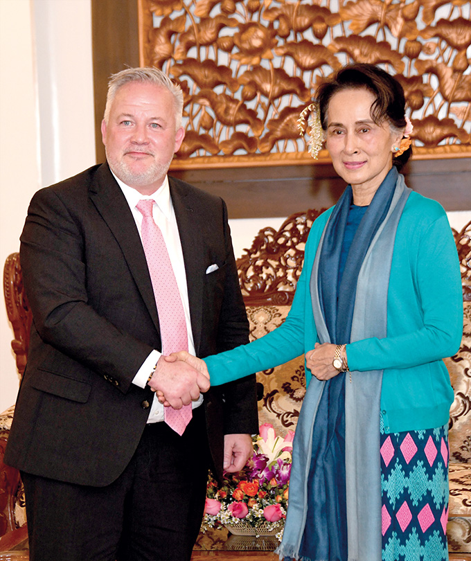 Aung San Suu Kyi received new Swedish ambassador