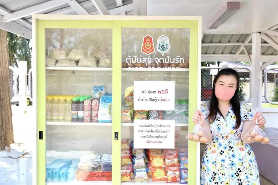 Scandinavians join 'Cupboard of Sharing' movements in Thailand