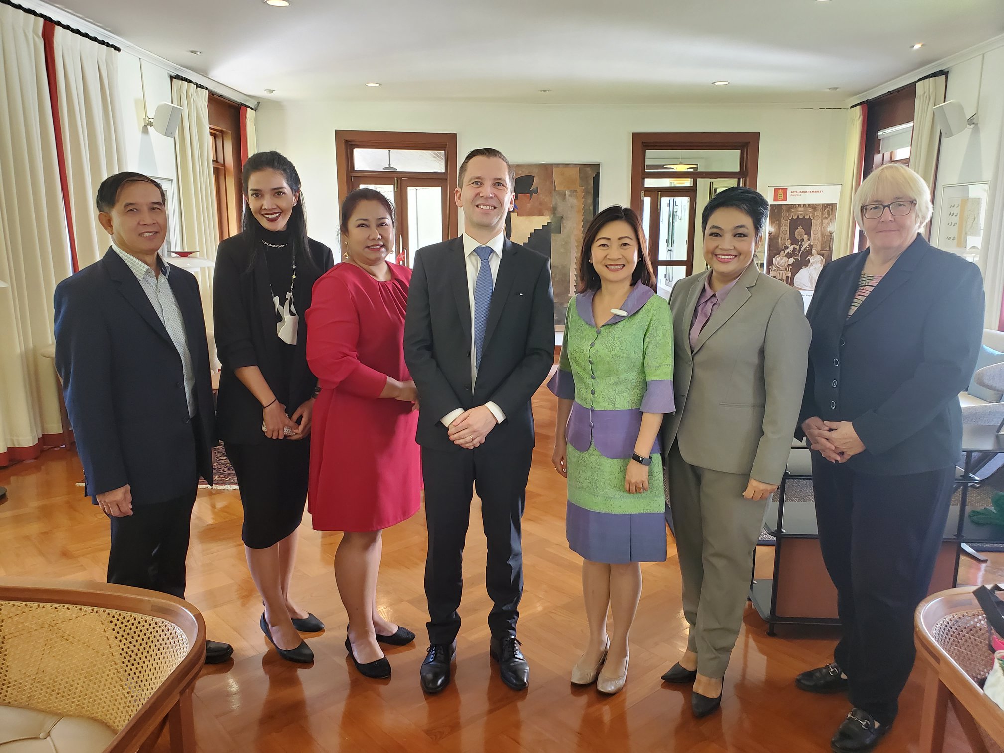 Ambassador Thorgaard and team visited Thailand's Department of Livestock Development
