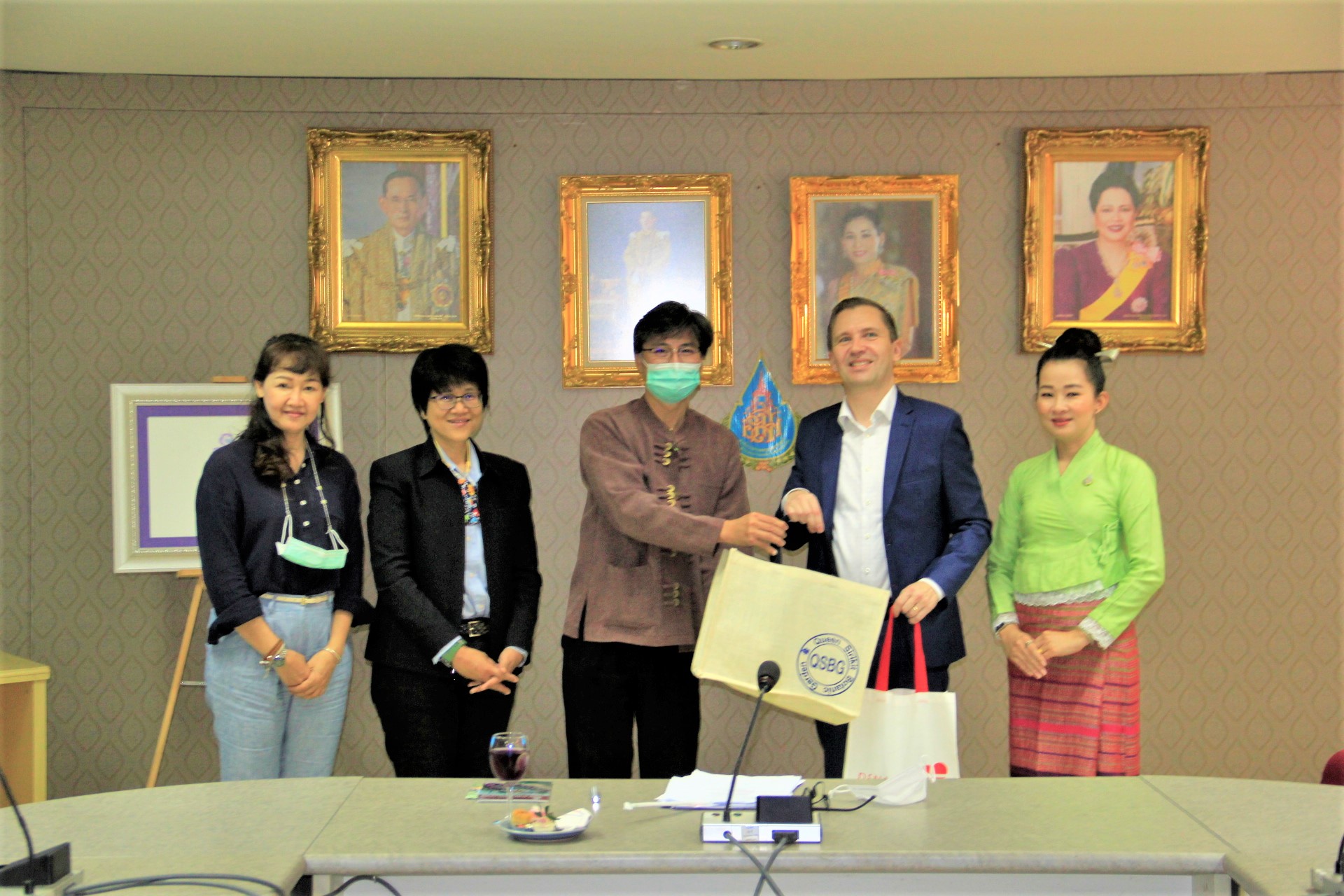 Ambassador Thorgaard visited Queen Sirikit Botanical Garden to discuss green agenda