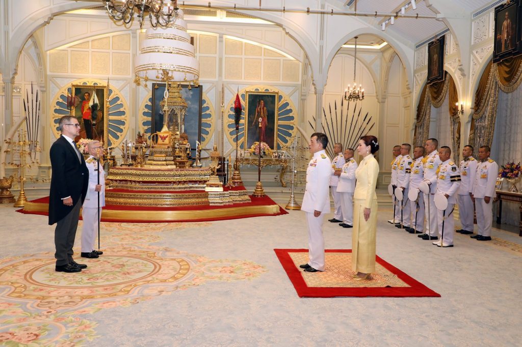 His Majesty King Vajiralongkorn received Letters of Credence from Swedish and Finnish ambassadors