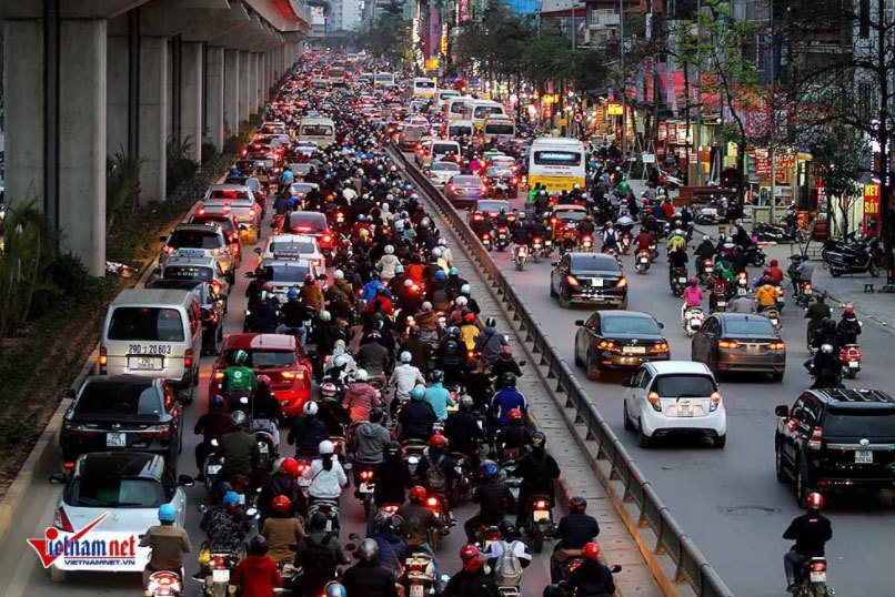 Norwegian expert offers a plan for Hanoi's traffic