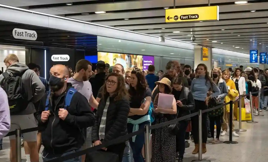 Laos introduces 3-day rule for tourists entering the country