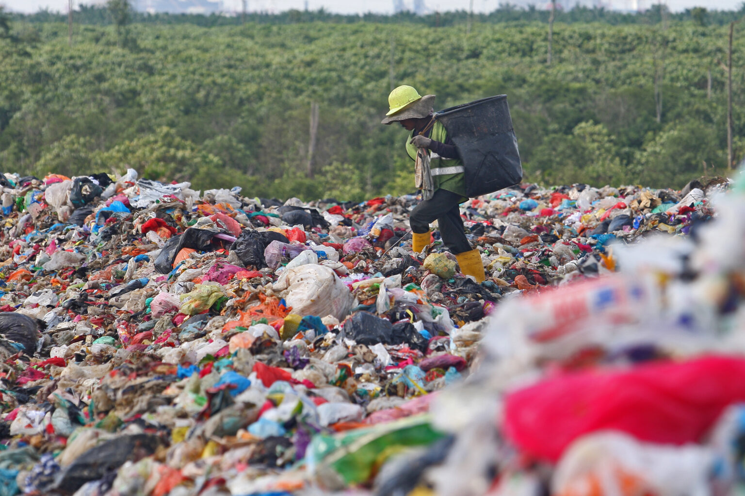 EU plastic waste exports to Malaysia surge