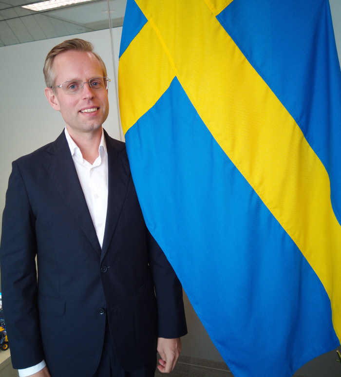 Emil Akander at the Business Sweden Singapore office. 