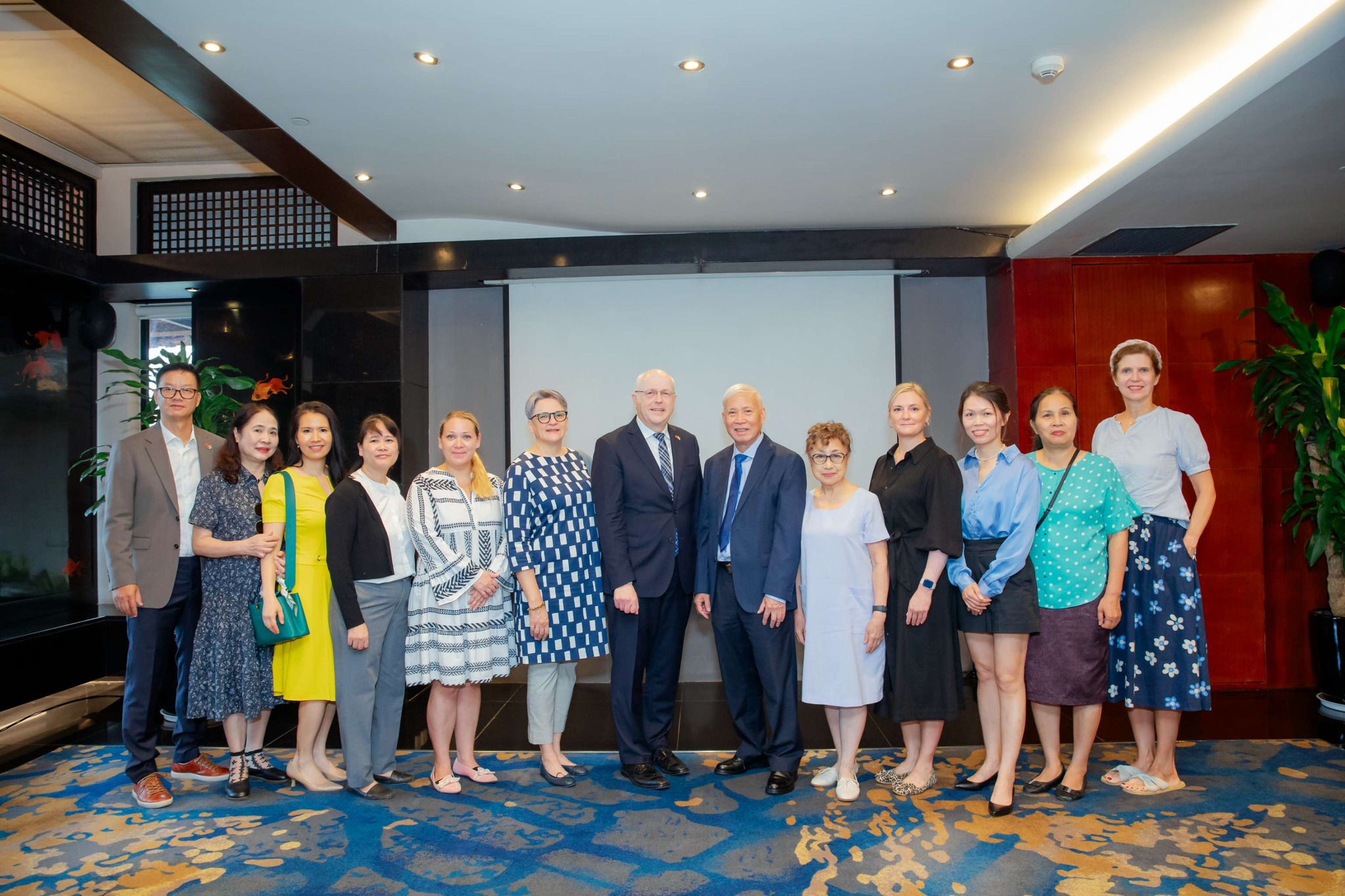 Finland and Vietnam launch milk-project