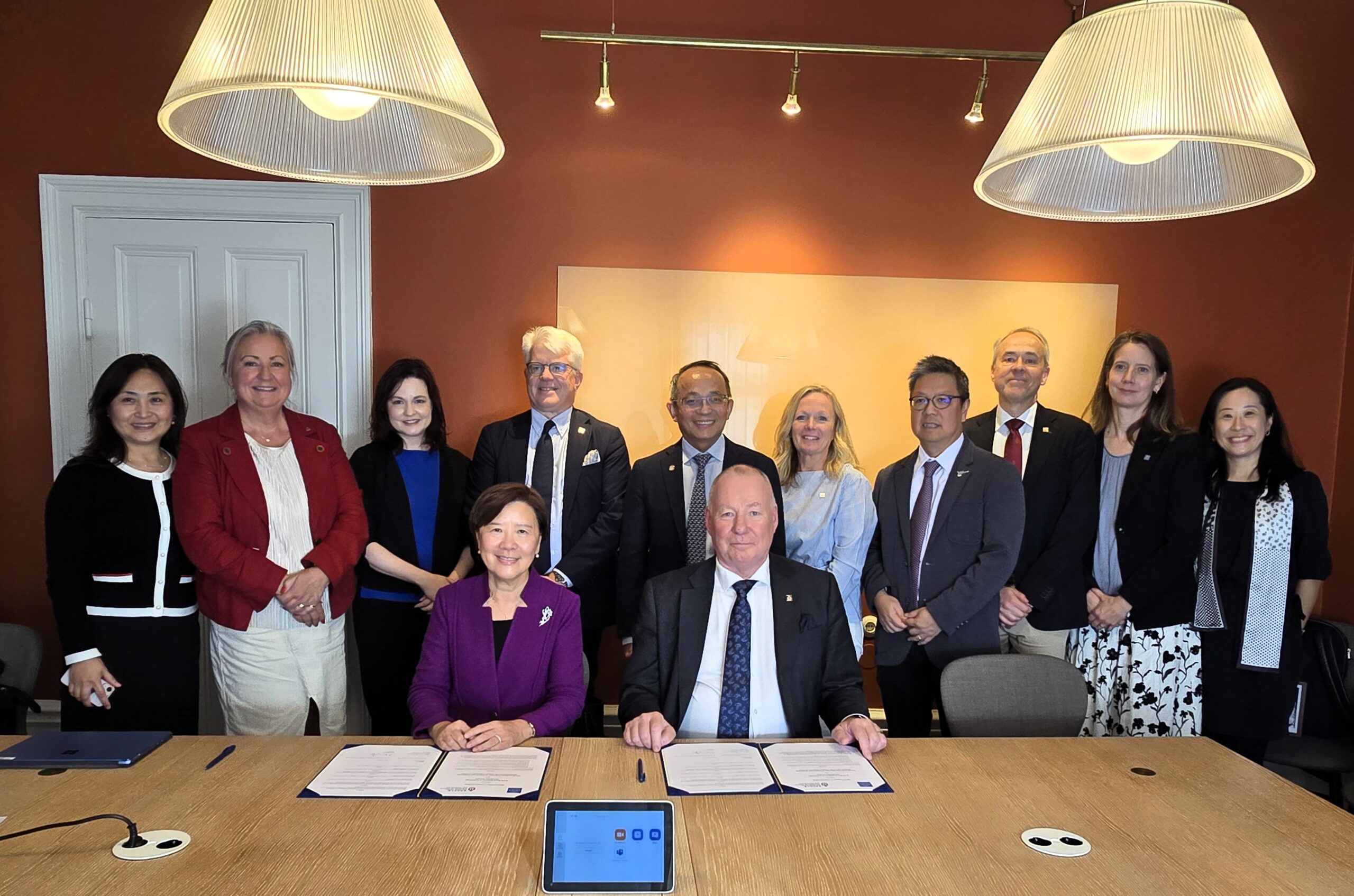 Hong Kong and Sweden strengthen innovation ties