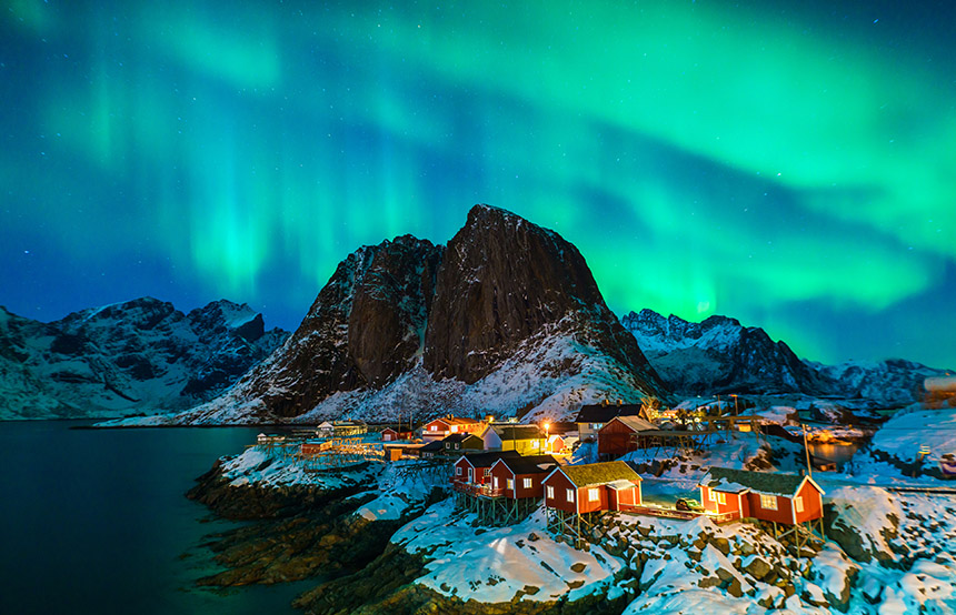 Norway expels Malaysian and Chinese nationals in crackdown on illegal Northern Lights tours