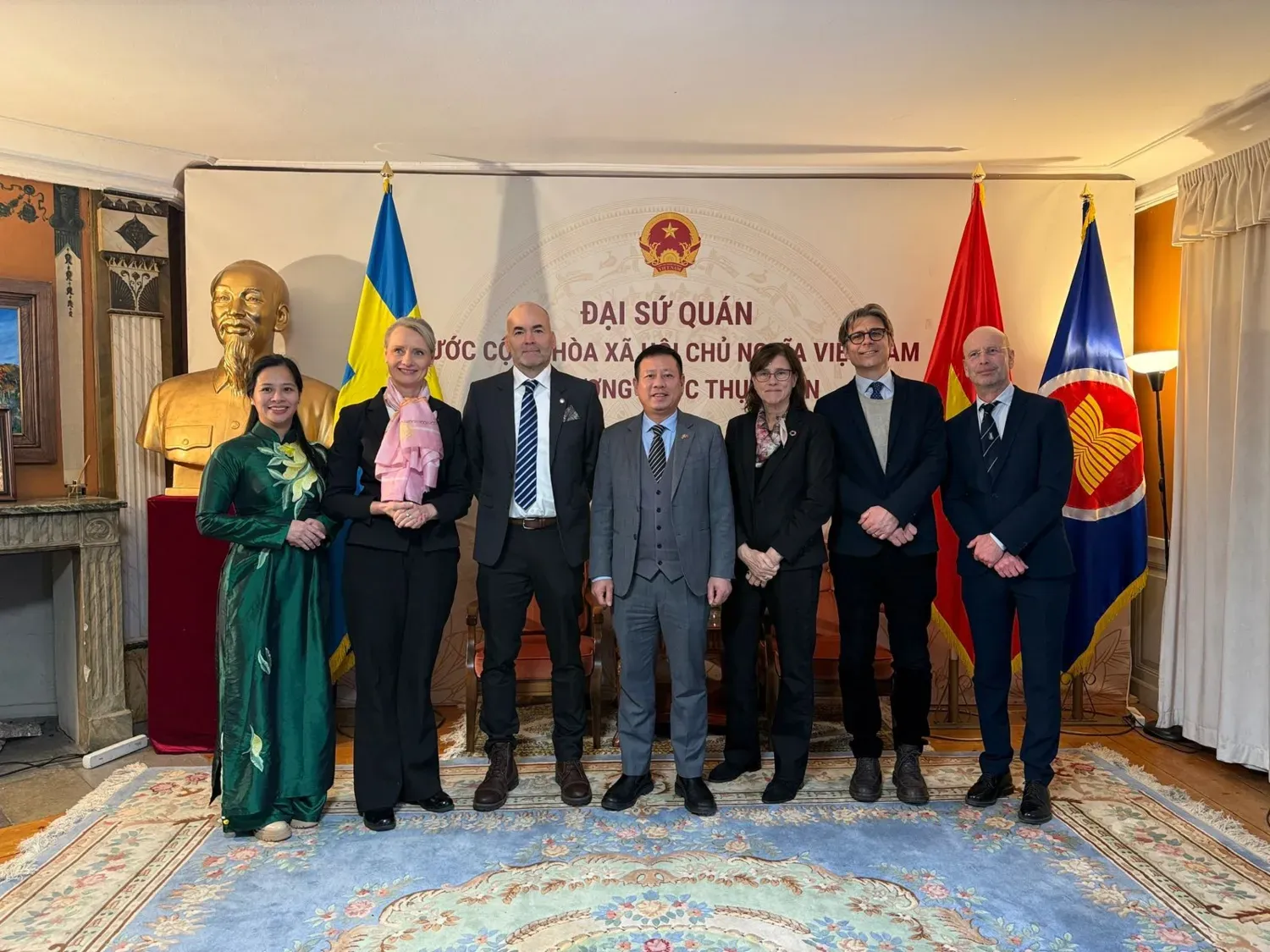 Vietnam and Sweden mark 50 years of health research ties at Stockholm forum