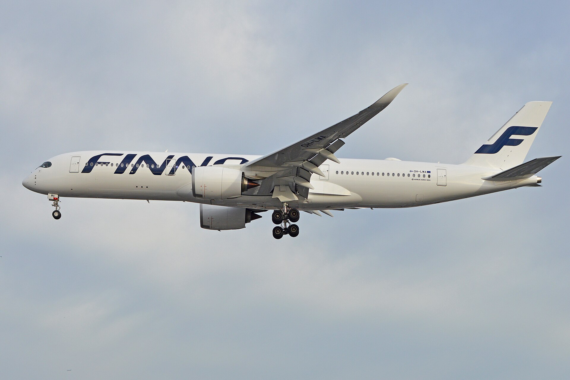 Battle in the sky: Finnair gains Asia traffic as SAS cuts routes