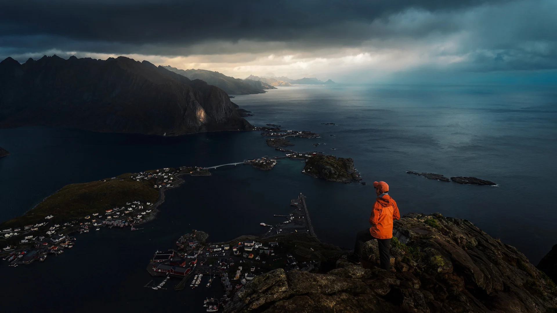 “Like another world”: Vietnamese architect stunned by Norway’s Lofoten Islands