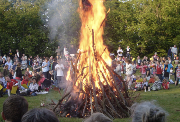 Sankt Hans in Southeast Asia: Danish Traditions Flourish Amidst Thai Tropics